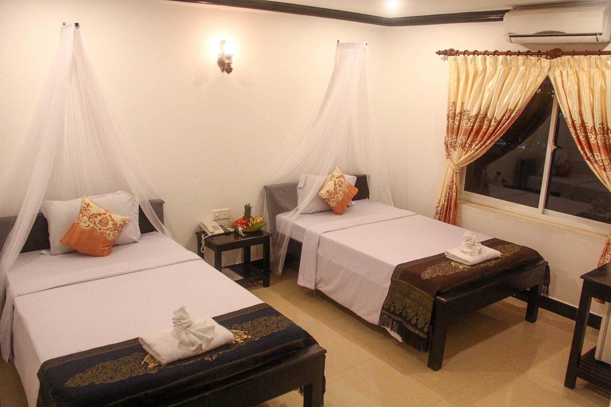 Parent Heritage Angkor Villa Siem Reap Bagian luar foto