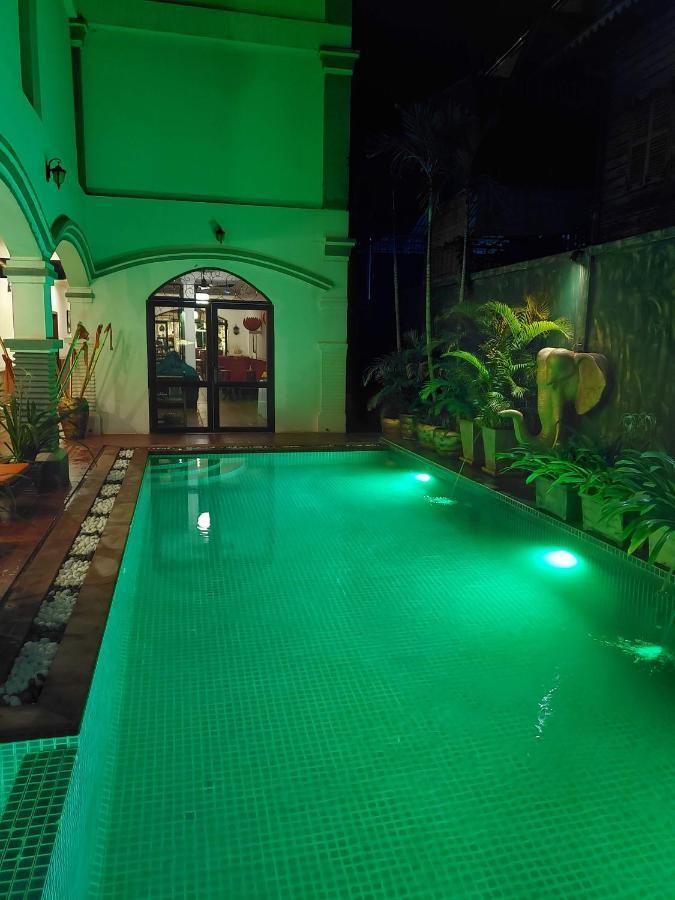Parent Heritage Angkor Villa Siem Reap Bagian luar foto