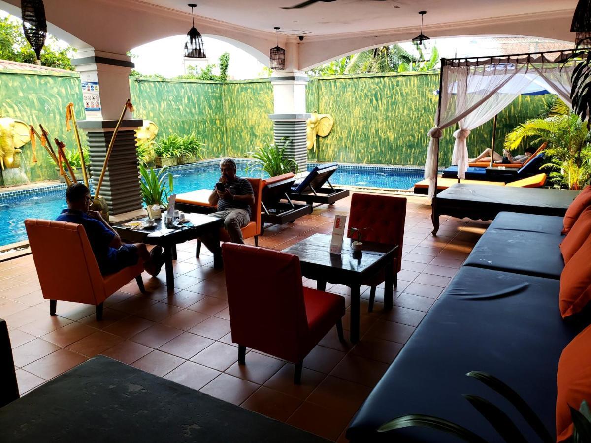 Parent Heritage Angkor Villa Siem Reap Bagian luar foto