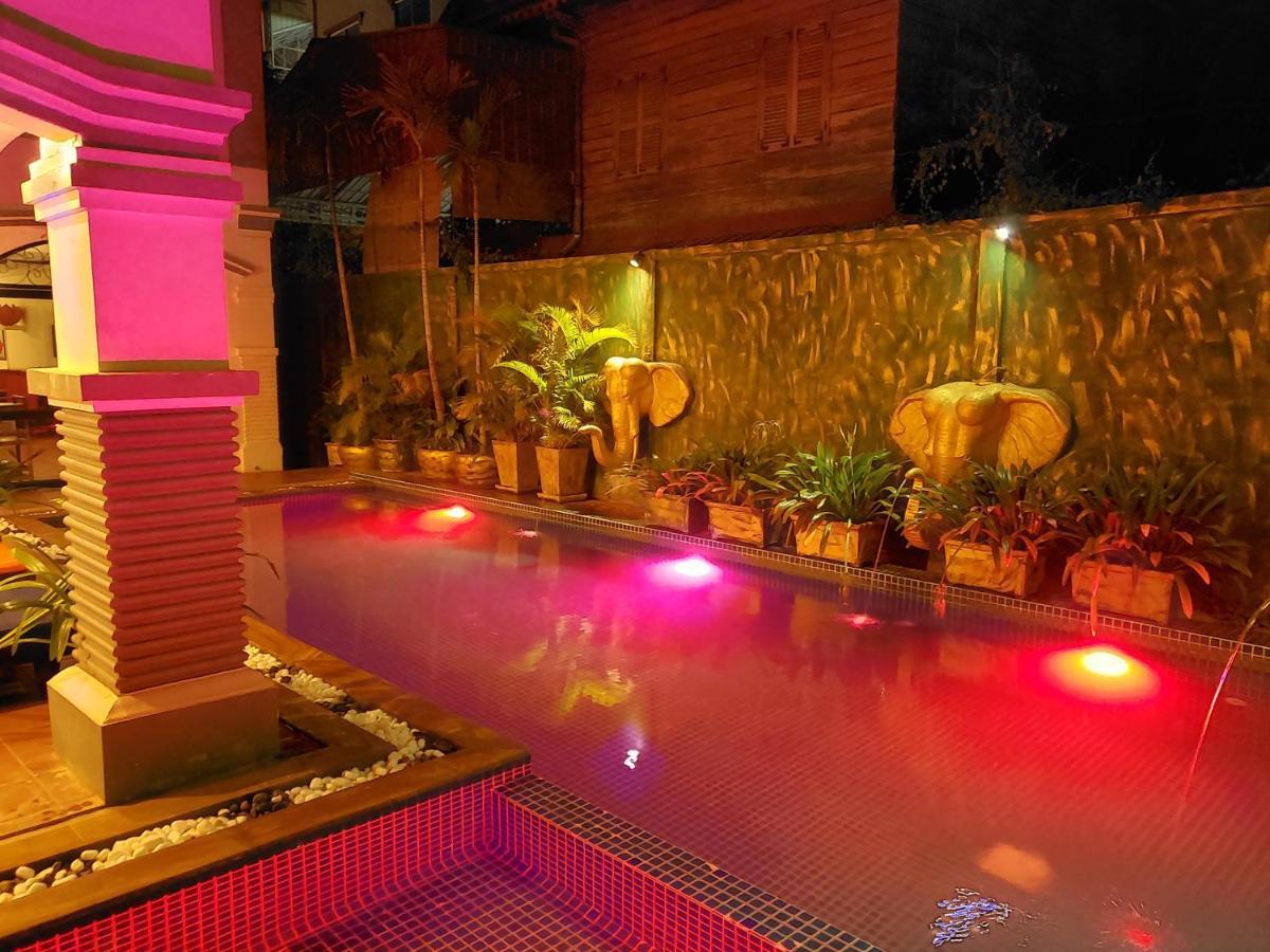 Parent Heritage Angkor Villa Siem Reap Bagian luar foto
